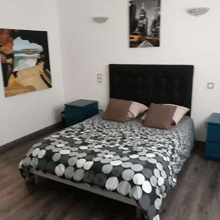 Gite Izaxulo Saint-Jean-Pied-de-Port Room photo