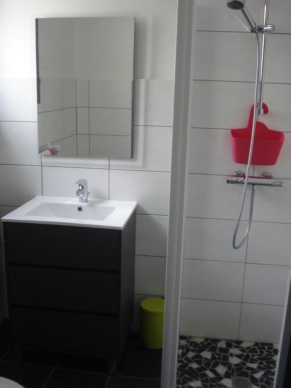 Gite Izaxulo Saint-Jean-Pied-de-Port Room photo